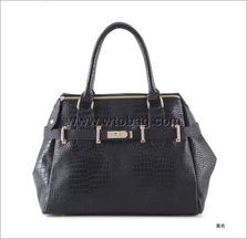 精品女包價格與鑫隆手袋廠床上用品 時尚與舒適的雙重選擇